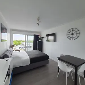 Julian Appartement